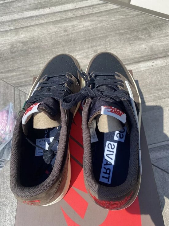 Travis Scott x Air Jordan 1 Retro Low OG \'Reverse Mocha\' main image 6